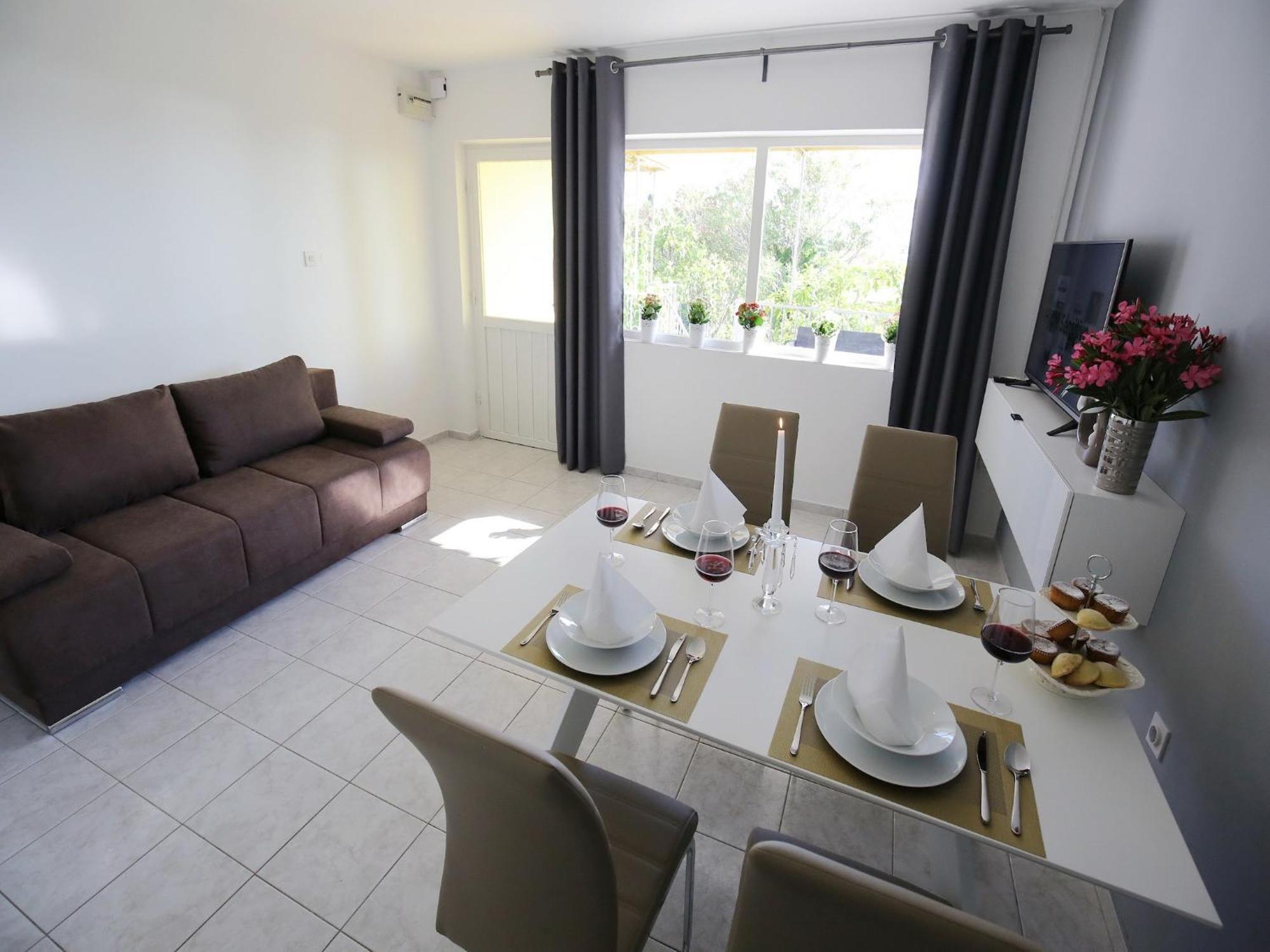 Scenic Holiday Home In Bibinje Near Sea Exterior photo