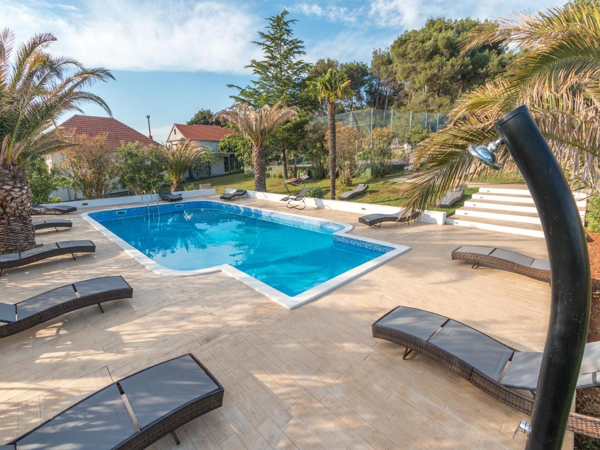 Scenic Holiday Home In Bibinje Near Sea Exterior photo